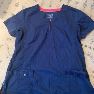 Navy blue scrub top size L